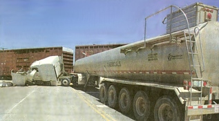 Tractor Trailer wreckage in Beowawe, NV